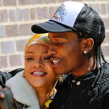 SNL' Alum Abby Elliott Welcomes Baby No. 2 With Husband Bill Kennedy