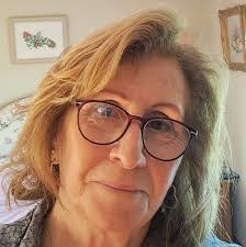 Rosa Joubert's Instagram, Twitter & Facebook