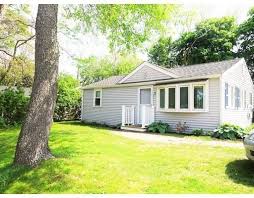 39 Manomet Point Rd Plymouth Ma 02360 Plymouth Building A House Real Estate