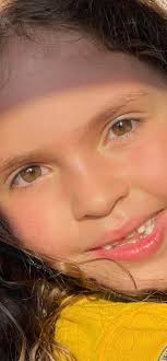 What color are my daughter's eyes?