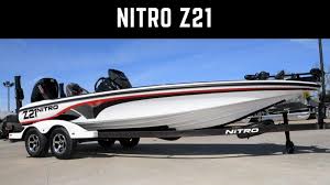 The minimum length of bass boats starts with 16 feet and can go up to 26 feet. Top 10 Best Bass Fishing Boats To Buy Review Guide 2021