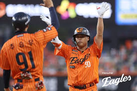 '강백호 5타점' 한화, 8-1로 NC 완파…에르난데스는 7이닝 1실점