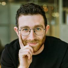 Yes, it's one of those LinkedIn posts. After five years, my time at Artlist  has come to an end. Half a decade. It carries some gravitas when you say it  like that.