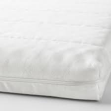 Bei ikea findest du die beliebtesten matratzentypen und matratzenauflagen passend zu deinem bett und deinen ansprüchen. Moshult Schaummatratze Fest Weiss 140x200 Cm Ikea Deutschland