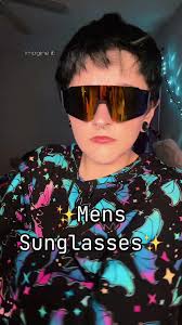 Can you guess who I got these sunglasses to cosplay? There *should* be  enough hints in the video 😂 #cosplay #menssunglasses  #tiktokshopblackfriday #twopacksunglasses #maxgoofcosplay