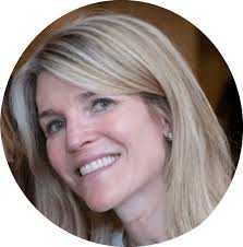 PERSONAL STYLING SERVICES · ERICA BALL STYLE