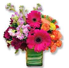 When you order, ftd taps a network of local florists, so your blooms are sourced from the one plus, each garden comes in a pretty planter gift box. Ftd The Runway Ready Passion For Fashion Bouquet In Central Square Ny Leaf Stem