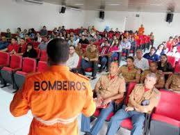Um incêndio atingiu o shopping jardins, localizado na área nobre de aracaju, na noite de hoje. Cbmse