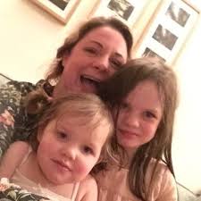 Jen Upton (JenUptonWrites@)