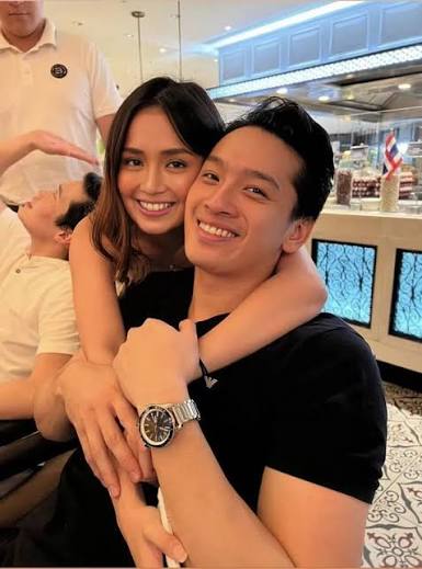 KATHRYN BERNARDO AND MARK ALCALA APPARENTLY SPENT VALENTINE'S DAY TOGETHER Kathryn  Bernardo and Lucena Mayor Mark Alcala reportedly celebrated Valentine's Day  2026 together in what has been described as a "meet the