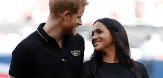 Prince harry and meghan, duchess of sussex hold their baby son in st george's hall at windsor castle, berkshire on 8 may 2019. Meghan Markle Prince Harry S Second Baby Rumors Expert Guesses 2020 Could Be The Year