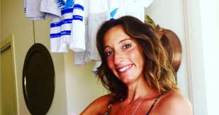 Nella breve biografia di veronica gentili che segue, scopriamo di più su questa attrice e volto noto della televisione italiana, dai primi ruoli cinematografici e. Elisa Di Francisca Ultime Notizie Flash