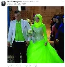 Yesil Yesil Yepyesil Gozleri Boncuk Yesil Temsili Komik Komik Capsler Komik Seyler