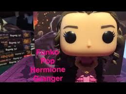 We would like to show you a description here but the site won't allow us. Presentation De La Figurine Pop De Hermione Granger En Robe De Bal Youtube