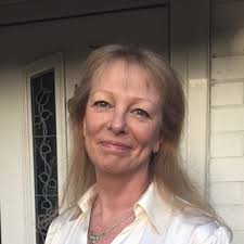 Jenny Winder's Instagram, Twitter & Facebook