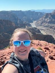 Carly Roth's Instagram, Twitter & Facebook