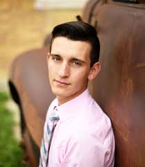 Graduates to celebrate with a parade