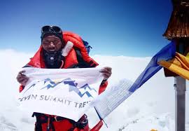 Kami Rita Sherpa Y Lhakpa Sherpa Record Masculino Y Femenino De Ascensiones Al Everest Desnivel Com