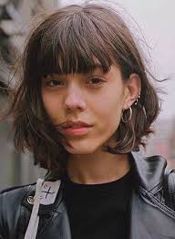 Coiffure college fille cheveux court. Carre Des Photos De Coupes De Cheveux Pour S Inspirer Trendy Mood Magazine Lifestyle