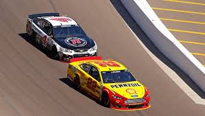 Essentially anyone can enter any race by notifying nascar of their intention (and meeting nascar's requirements and paying a fee, among other things). Nascar Campingworld Com 500 Quarterly Lap Summary From Pir