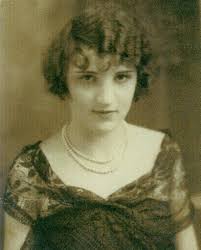 WOULD ANYONE BE ABLE TO TELL ME ABOUT MY DA WHEN HE WAS YOUNGER SADLEY HE  PASSED MICK MILLS WHO WENT ON TO MARRY MY BEAUTIFUL MOTHER RITA ORR FROM  CRUMLIN