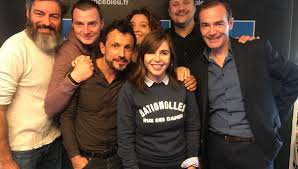Il a dévoilé le visage de l'élu de son cœur sur les réseaux sociaux et ses fans ont réagi avec beaucoup d'enthousiasme. Franck Ferrand