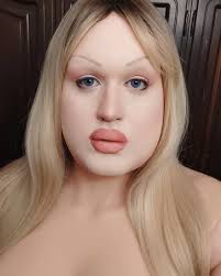 The last picture of my Ruby Realgirl look using her liquid lipstick from  the @soskasisters' American Mary 10th anniversary makeup collection. The  prosthetic lips are by @dottiesdosfx Contour/blush and eydshadow from the