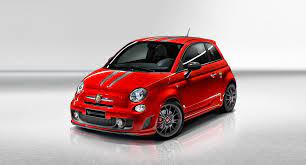 Pruebas, valoraciones y acabados del fiat 500 2021. Un Fiat 500 De 35 000 De Euro Da Noul Abarth Tributo Ferrari