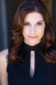 Lindsey Greer's Instagram, Twitter & Facebook