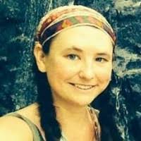 Ashlyn Mitchell's Instagram, Twitter & Facebook