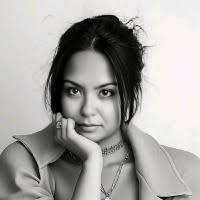 14700+ "Divina *" profiles