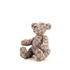Хлоя является дочерью мэра парижа андре буржуа. Second Hand Gucci Teddy Bear Bags Collector Square