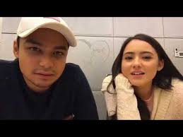 Keserasian yang dipertontonkan gandingan syafiq kyle dan hannah delisha dalam drama mencintaimu mr photographer menarik minat pengarah prolifik, osman ali untuk membawa mereka. Syafiq Kyle Akhirnya Mengaku Ada Perasaan Dengan Hannah Delisha Youtube