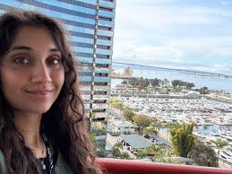 Our PGY-2 Dr. Saba Anwar attended the American Academy of Allergy Asthma  and Immunology national conference in beautiful San Diego this past week  ☀️🤩 Her case report highlighted the immunological consequences of