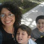 Elizabeth Robello's Instagram, Twitter & Facebook