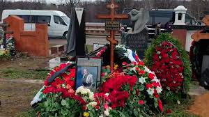 Jun 28, 2021 · хлеб в россии скоро подорожает. Aktera Buldakova Pohoronili Na Troekurovskom Kladbishe Trk Zvezda Novosti 08 04 2019
