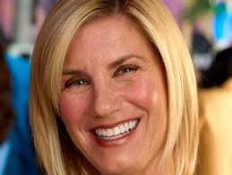 Ignite Restaurant Group names Debra Eybers interim COO, Lou Anne Banks  marketing VP