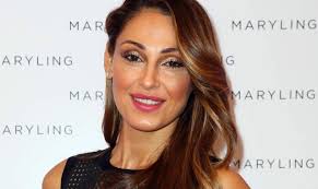 Anna tatangelo incinta pancione figlio. Anna Tatangelo Ecco Cos Ha Spiegato A Suoi Figlio Andrea