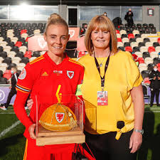 Chelsea Football Club Women Last Night Sophie Ingle Was Presented With Her 100th Wales Cap An Amazing Achievement Congratulations Sophie Facebook