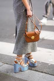 Platforms Are The Nostalgic Shoe Trend We Re So Excited To Wear In 2020 High Fashion Street Style Trending Shoes Platform Shoes