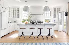 See How Victoria Hagen Preserved The New England Charm Of Her Nantucket Getaway Kuchen Design Kuchentrends Und Stilvolle Kuche