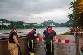 Es hatte schon anfang mai hochwasser gegeben (z. Y787cobhnuimum