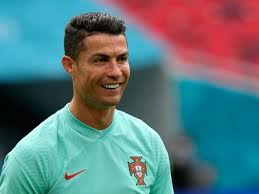 Liga portugal mantém aposta nas formações em organização e gestão no futebol profissional e em comunicação. G0o9bnwduzs5mm