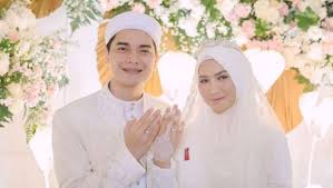 Alvin faiz dan larissa chou instagram lalu ketika abi menawarkan hal tersebut (menikah) alvin mengiyakan. Rgbcgok Vzdqvm
