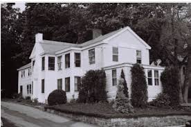 Sept 1940 Mitchell College Acquires The Harbor House And The Moorings Harbor House House Styles House