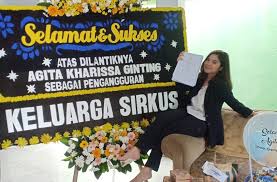 Setelah dinyatakan lulus, mereka juga harus. Pesta Kecil Kelulusan Agita Jayakarta News