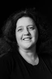 Synchronicity present David Williamson's play Brilliant Lies. Sept 2023 —  Synchronicity Performing Arts