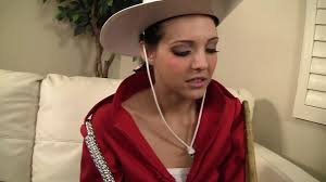 Sadie Holmes Enjoys Getting Down and Taking Big Loads of Cum: Blowjob  Blowjob Porn