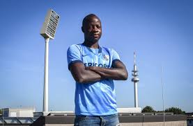 Pauli fortuna düsseldorf greuther fürth hamburger sv hannover 96 heidenheim holstein kiel jahn regensburg karlsruher. Photos German Side Bochum Unveils New Signing Raman Chibsah Ghana Latest Football News Live Scores Results Ghanasoccernet
