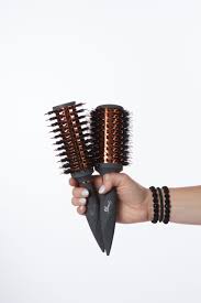 Goody Medium Heat Wave Round Brush Walmart Com In 2020 Round Hair Brush Medium Waves Waves Curls